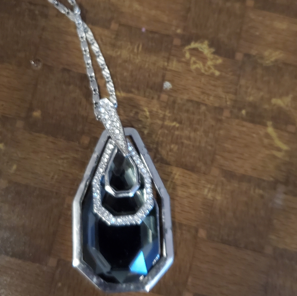 Sterling silver necklace with beautiful pendant.